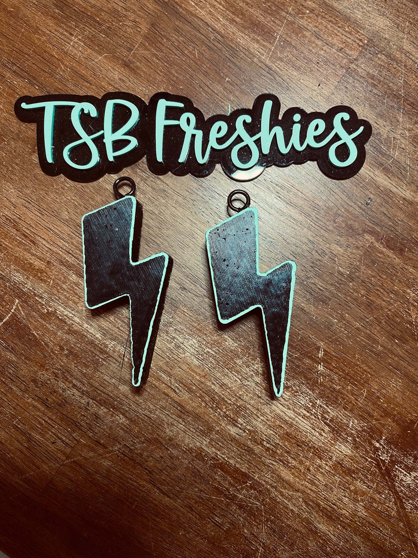 Lightning Bolt Vent Clips