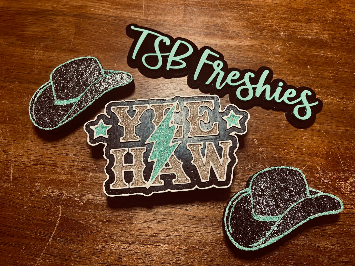 YeeHaw with Lightning Bolt