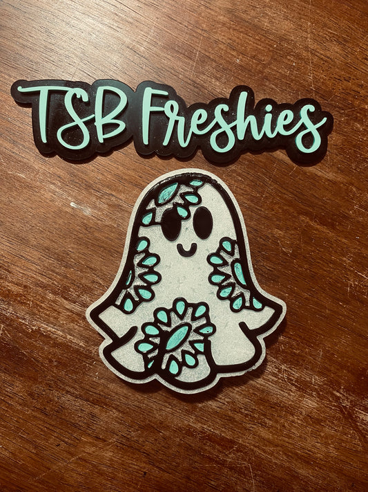 Turquoise Ghost