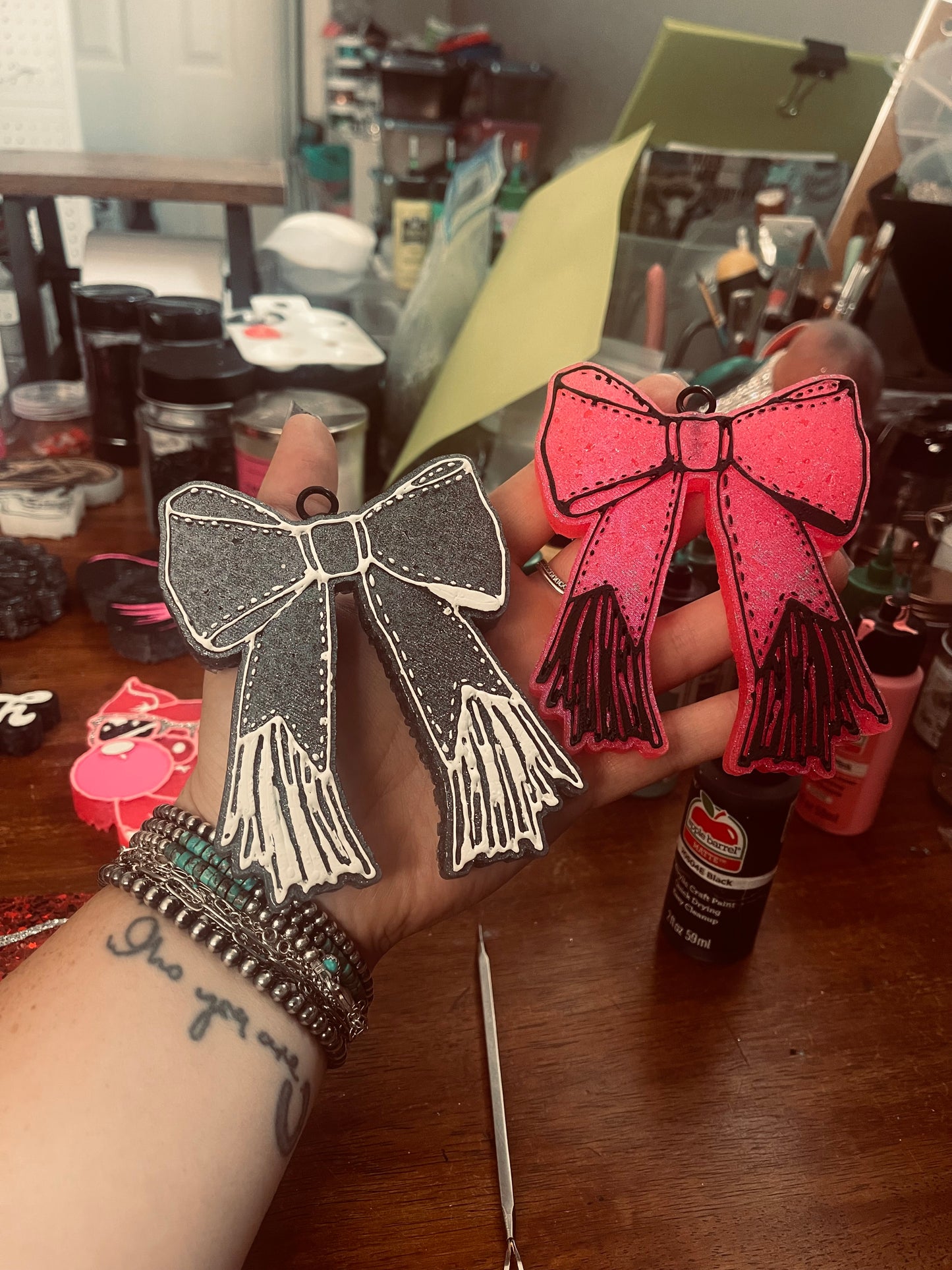 Fringe Bow
