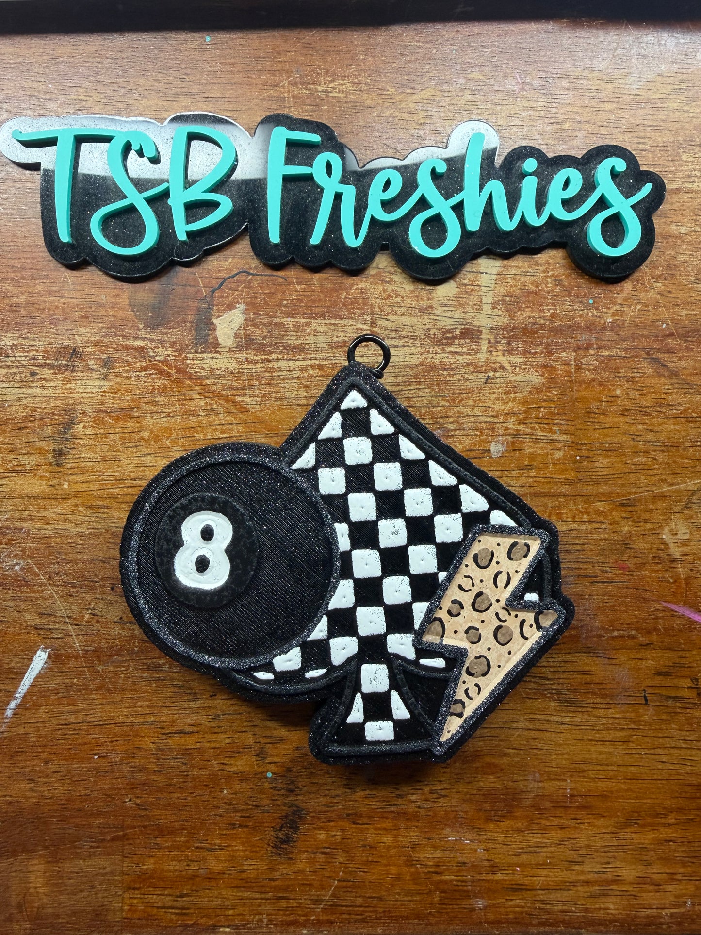 Checkered Spade with 8 Ball and Bolt