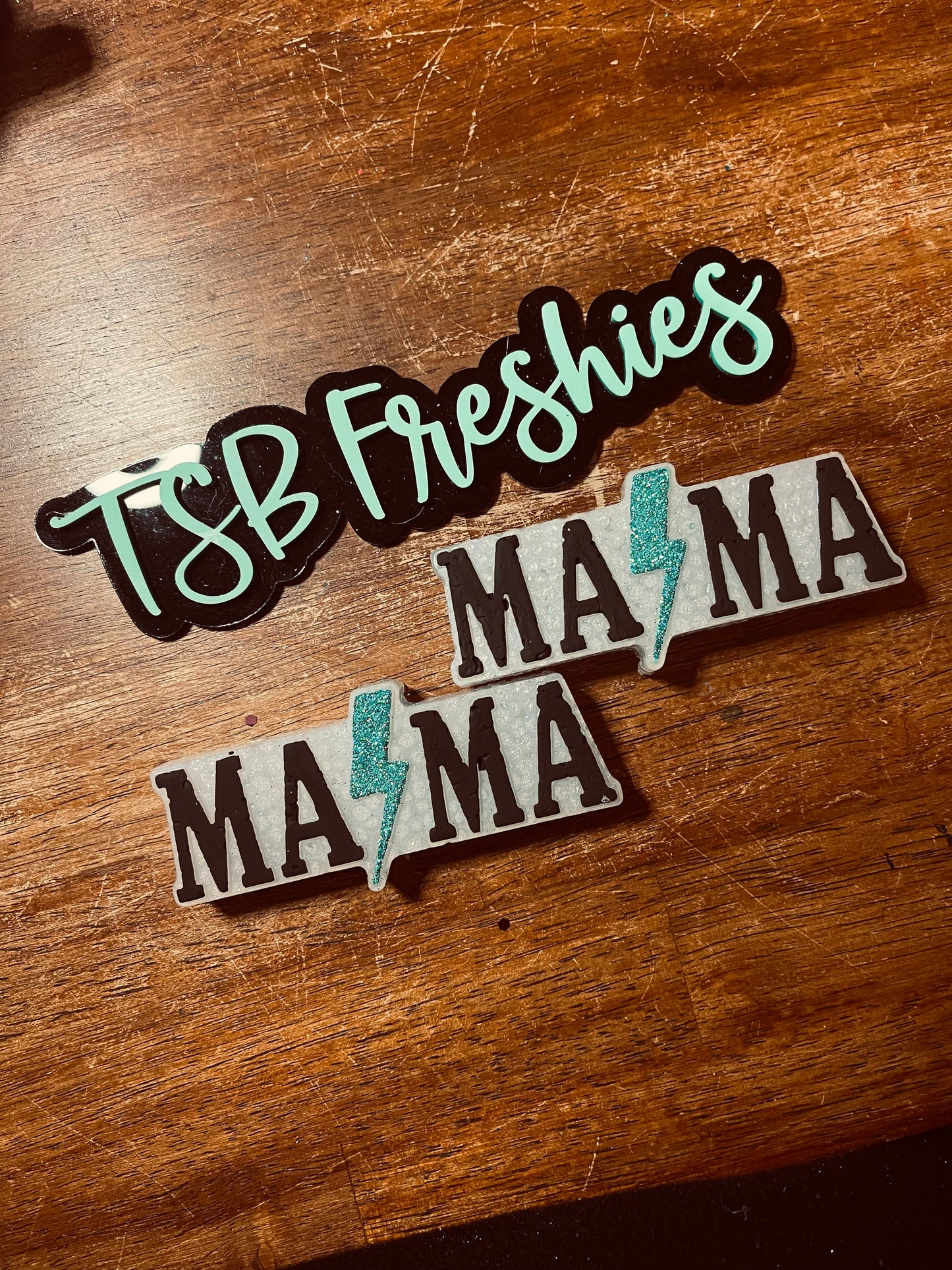 Mama Lightning Bolt Vent Clips