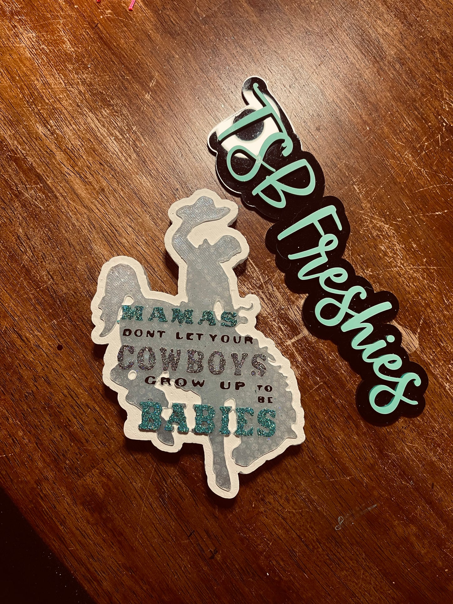 Mama's Buckin Bronc